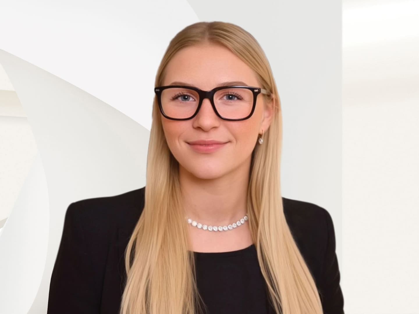 Marina Weißkopf.PNG_2110x1582px_300dpi_RGB klein.jpg
