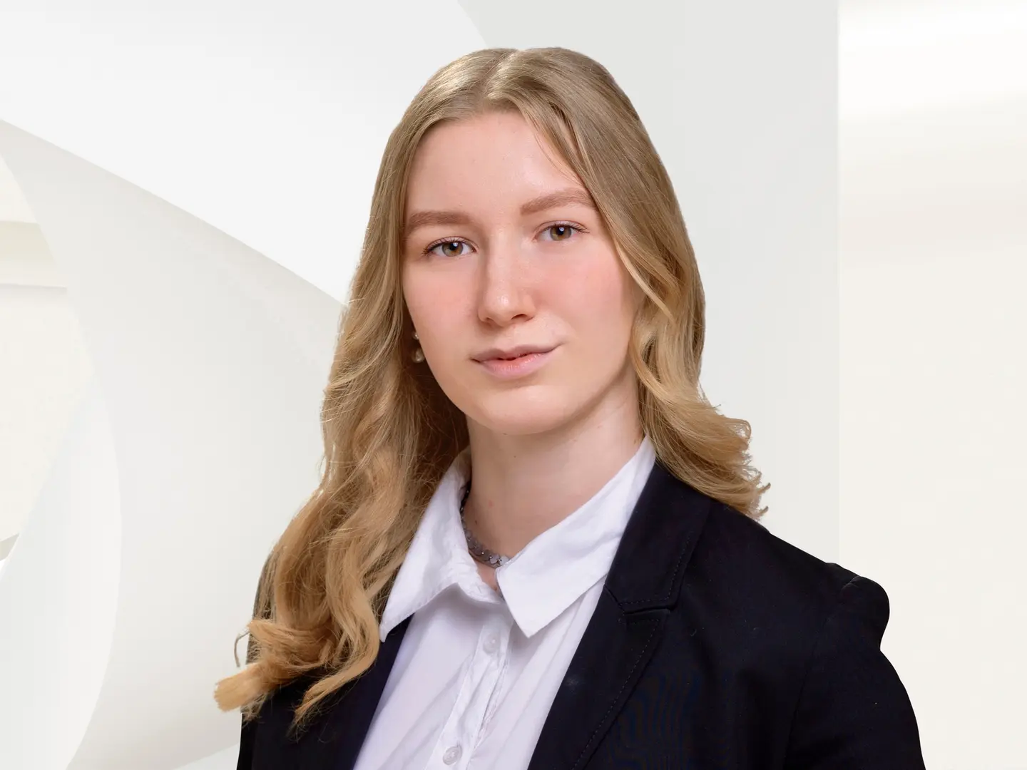 Wirth, Meike_2110x1582px_300dpi_RGB.jpg